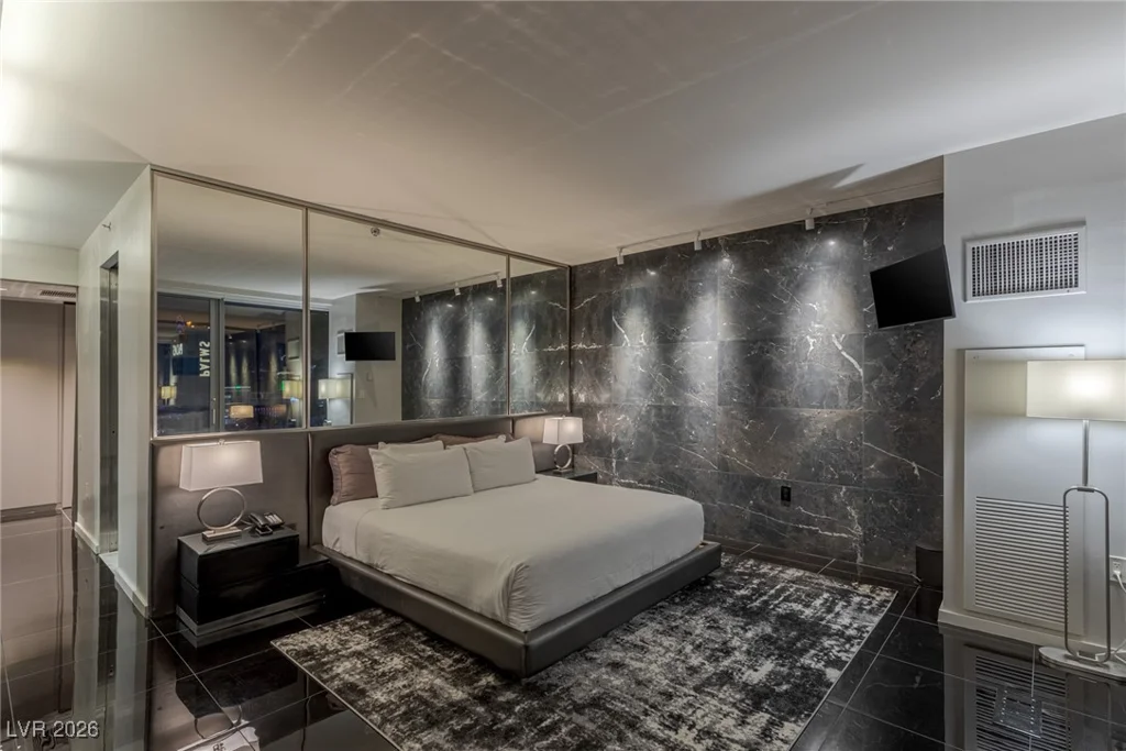 4381 FLAMINGO, Las Vegas, NV 89103
