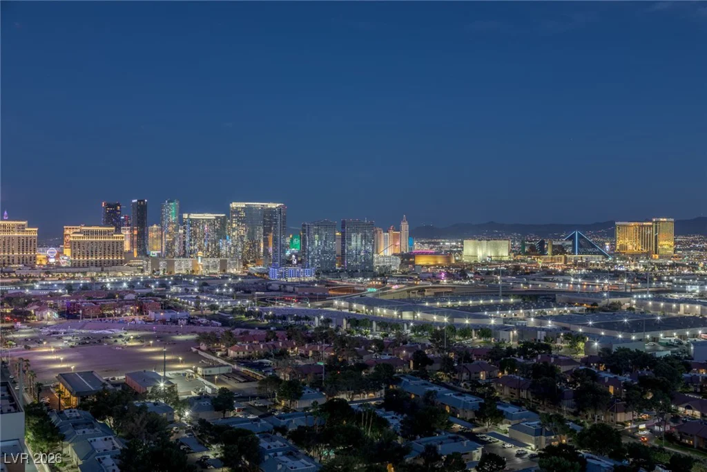 4381 FLAMINGO, Las Vegas, NV 89103