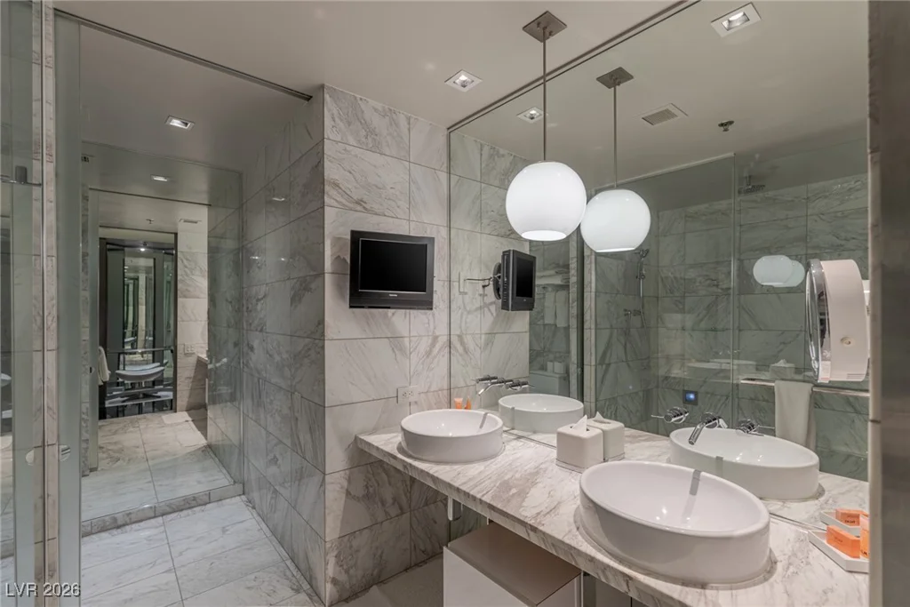 4381 FLAMINGO, Las Vegas, NV 89103