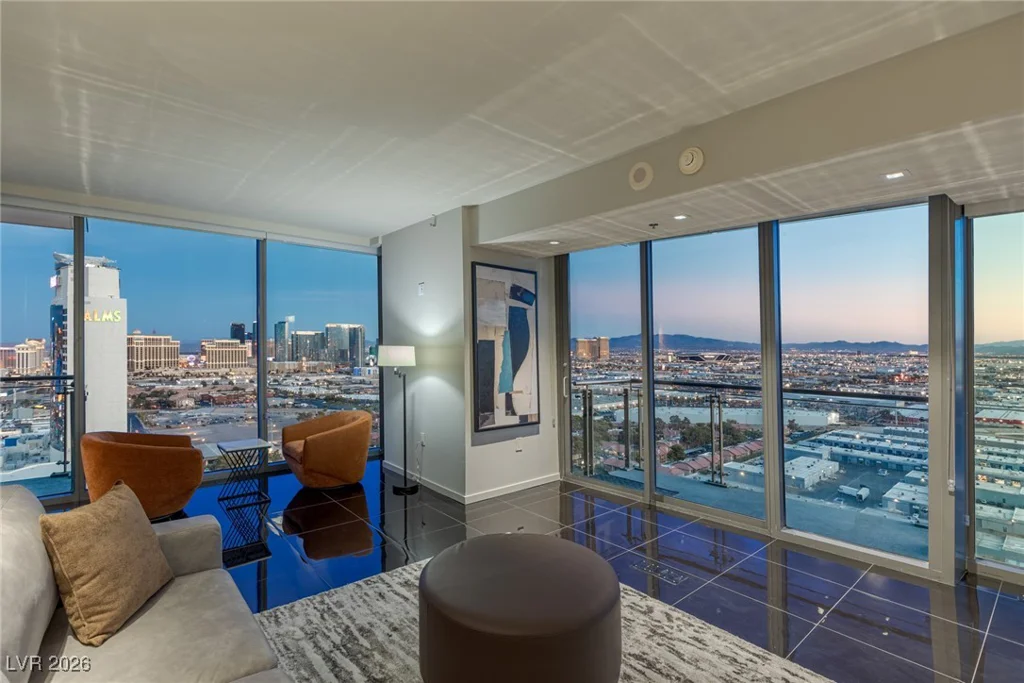 4381 FLAMINGO, Las Vegas, NV 89103