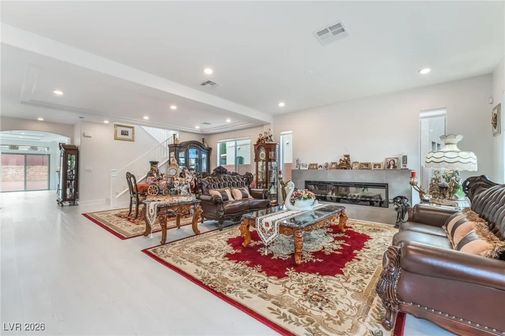 6439 Ghost Pines, Las Vegas, NV 89139
