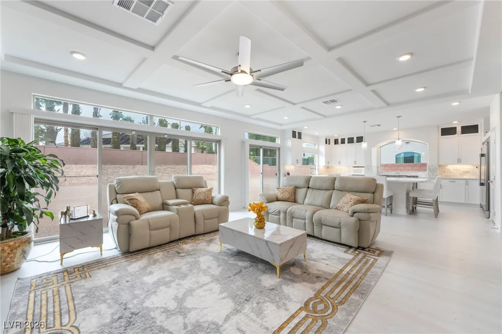 6439 Ghost Pines, Las Vegas, NV 89139