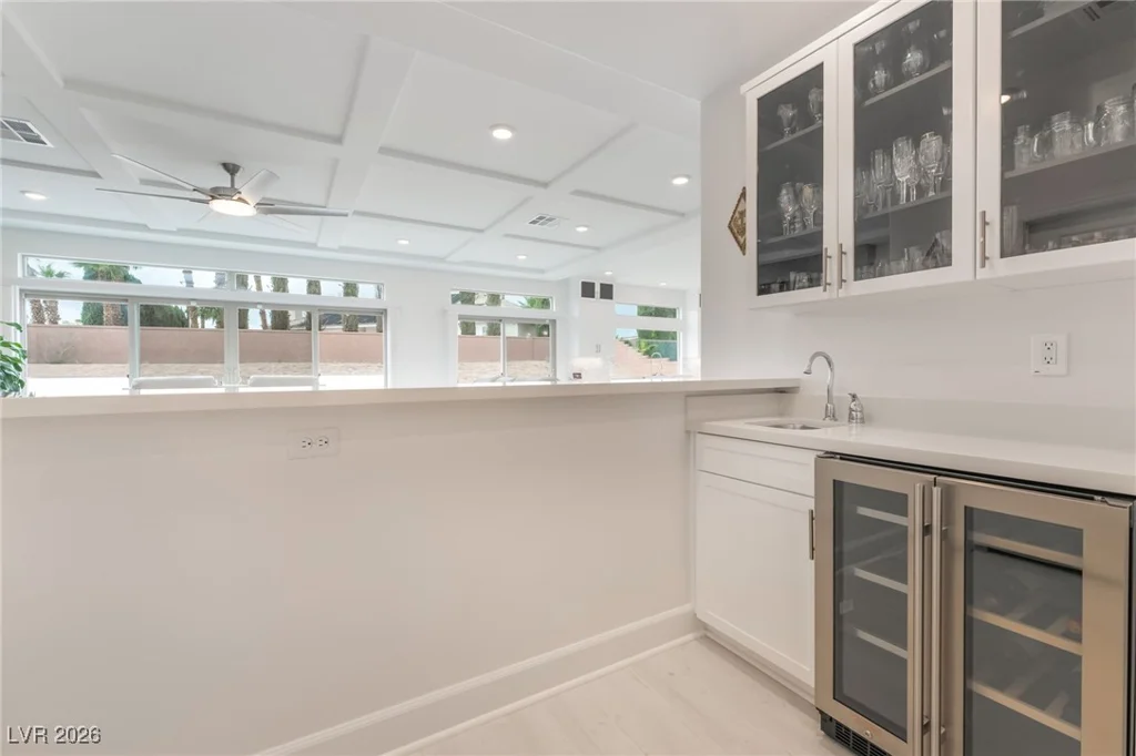 6439 Ghost Pines, Las Vegas, NV 89139