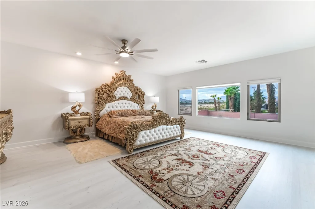6439 Ghost Pines, Las Vegas, NV 89139