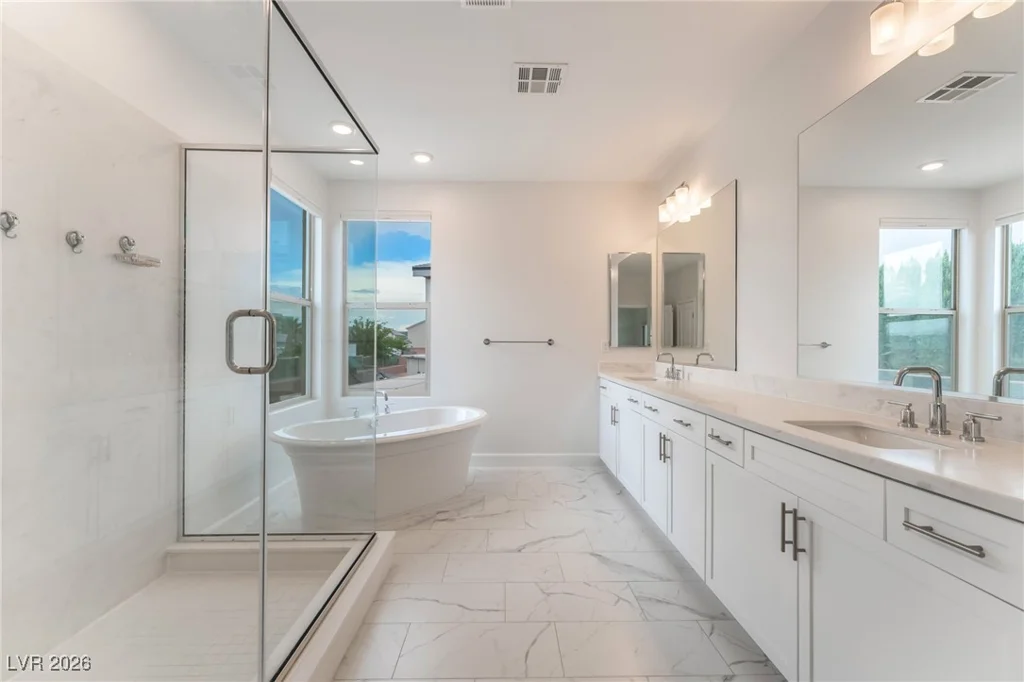 6439 Ghost Pines, Las Vegas, NV 89139