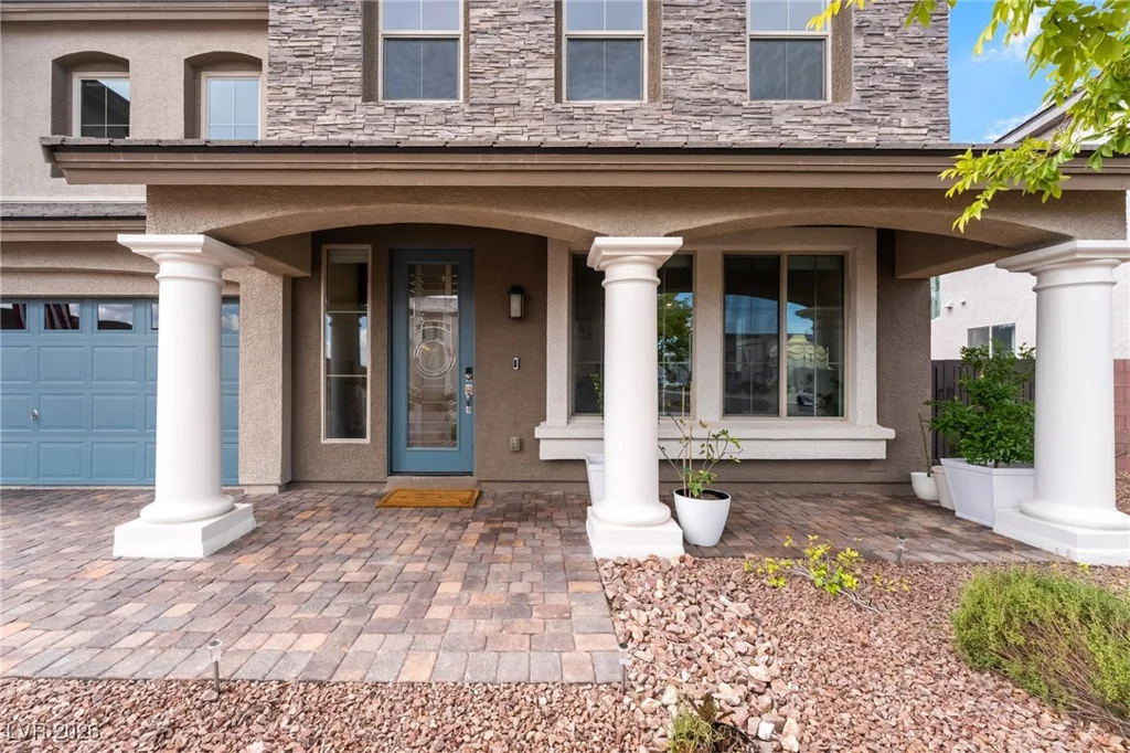 6439 Ghost Pines, Las Vegas, NV 89139