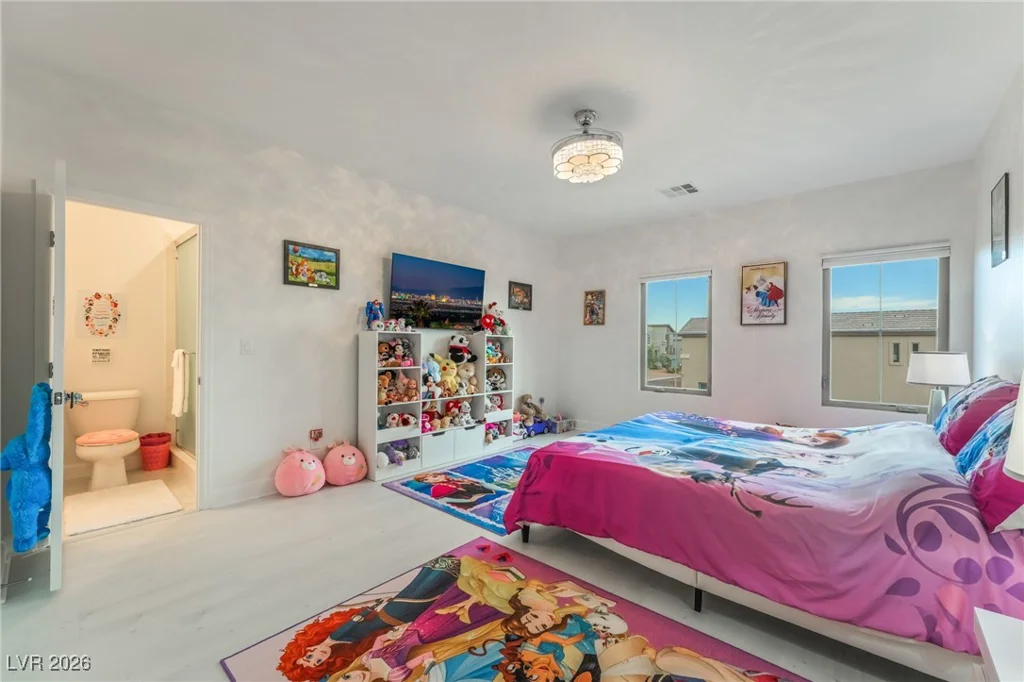 6439 Ghost Pines, Las Vegas, NV 89139