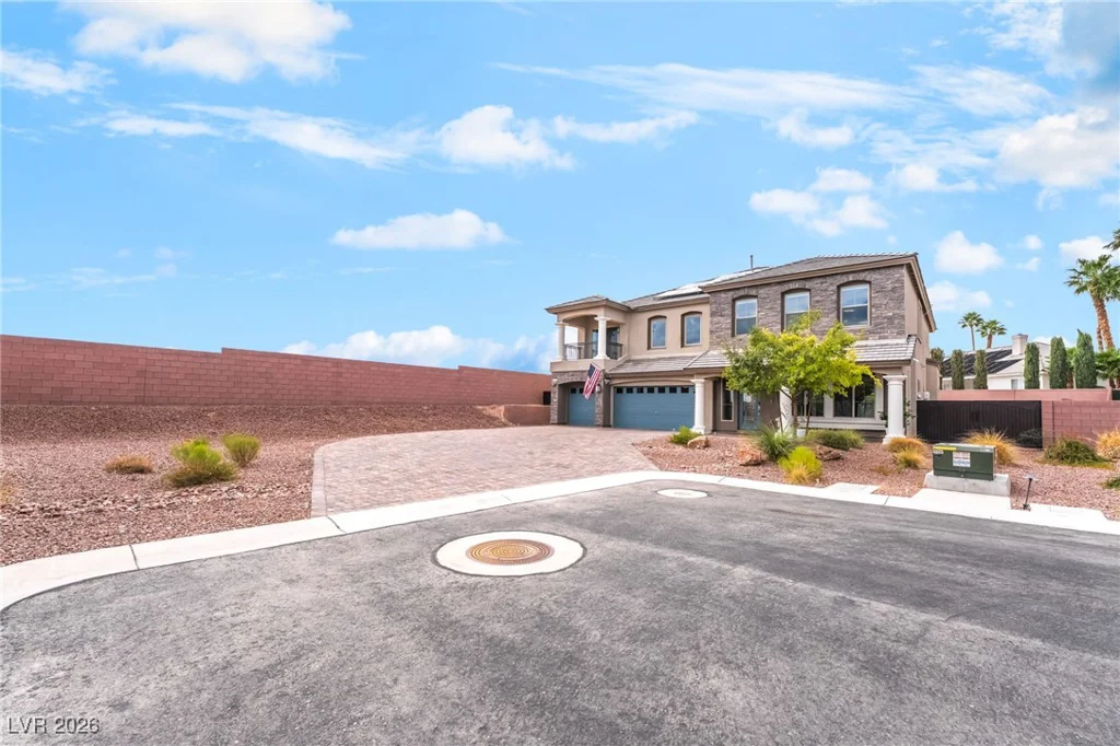 6439 Ghost Pines, Las Vegas, NV 89139