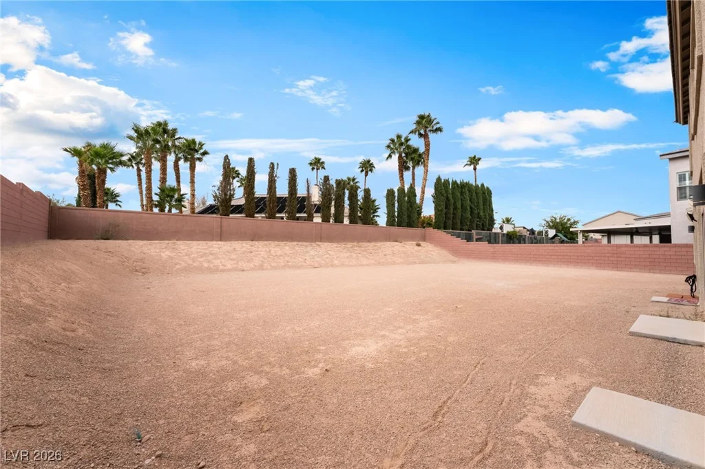 6439 Ghost Pines, Las Vegas, NV 89139