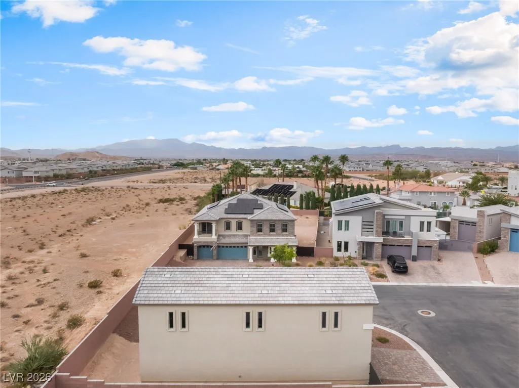6439 Ghost Pines, Las Vegas, NV 89139