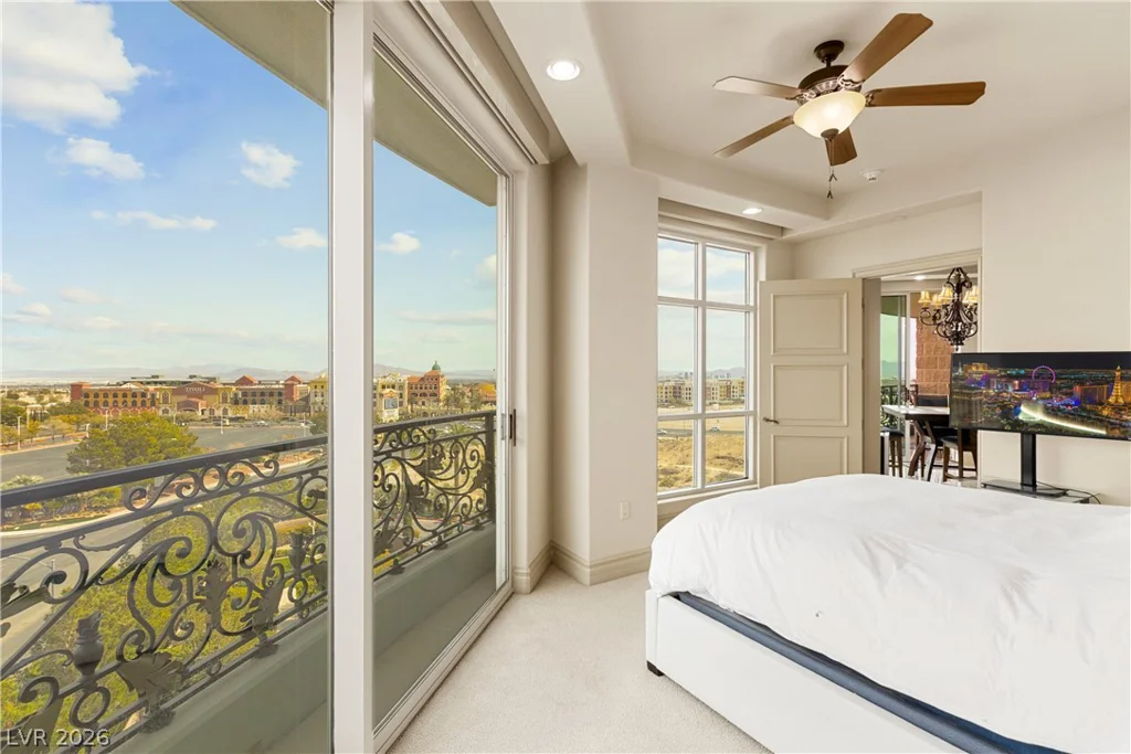 9101 Alta, Las Vegas, NV 89145