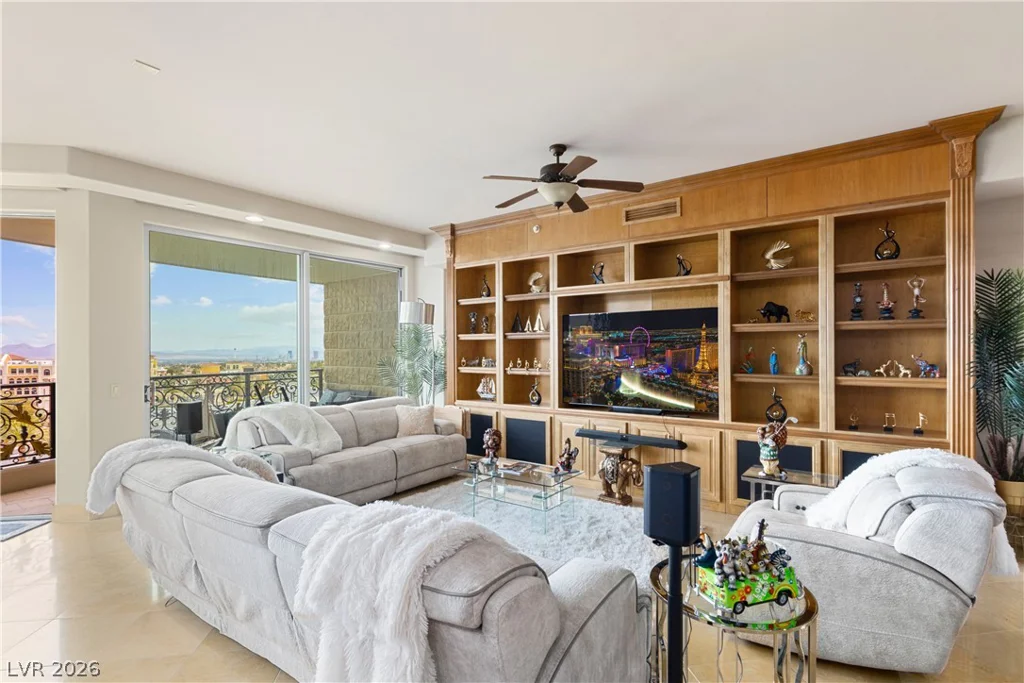9101 Alta, Las Vegas, NV 89145