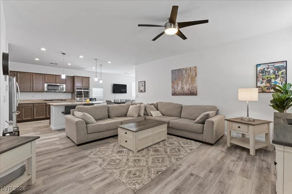 10521 Giant Cardon, Las Vegas, NV 89179