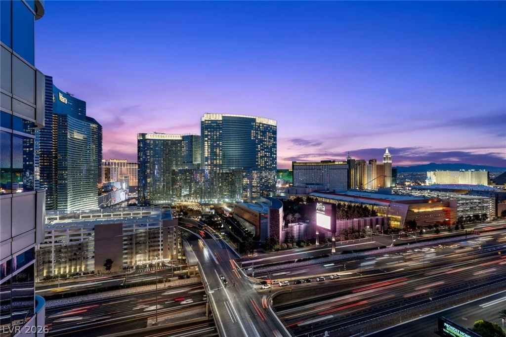 4471 Dean Martin, Las Vegas, NV 89103