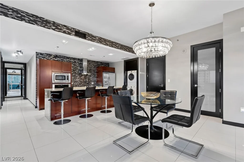 4471 Dean Martin, Las Vegas, NV 89103