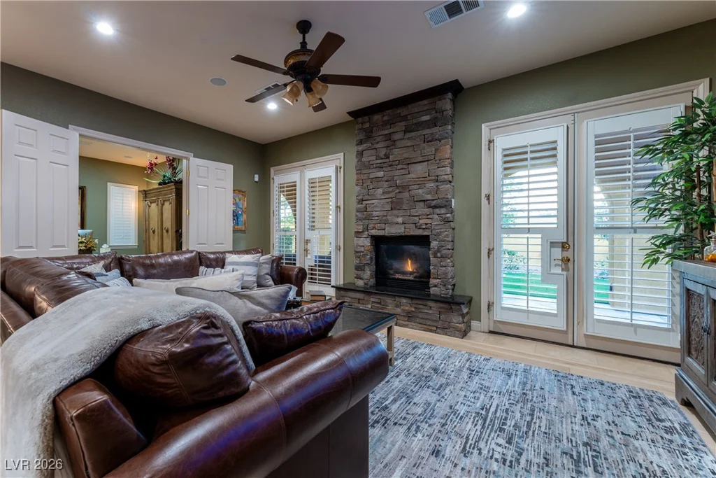 8223 Windrush, Las Vegas, NV 89117