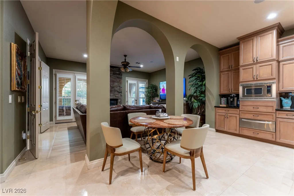 8223 Windrush, Las Vegas, NV 89117