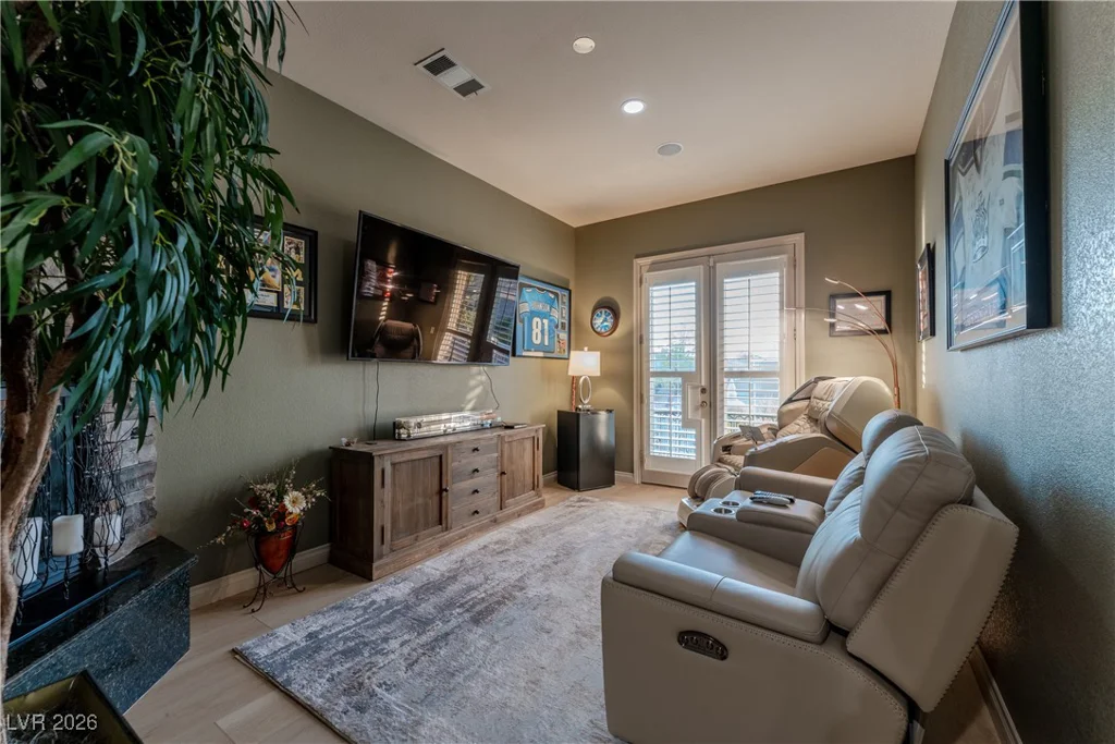 8223 Windrush, Las Vegas, NV 89117
