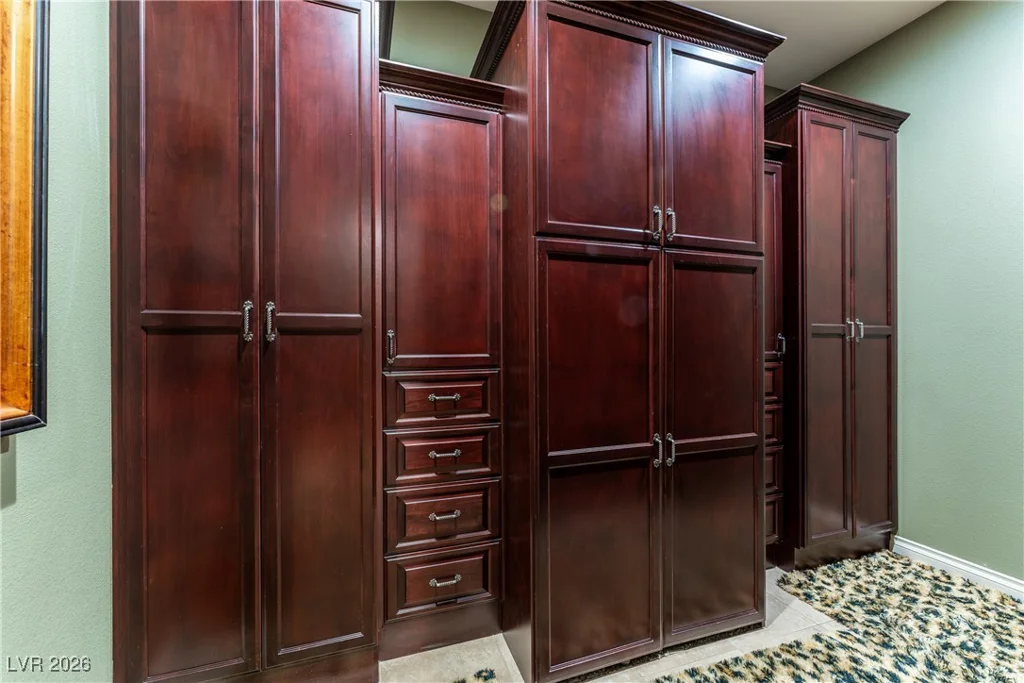 8223 Windrush, Las Vegas, NV 89117