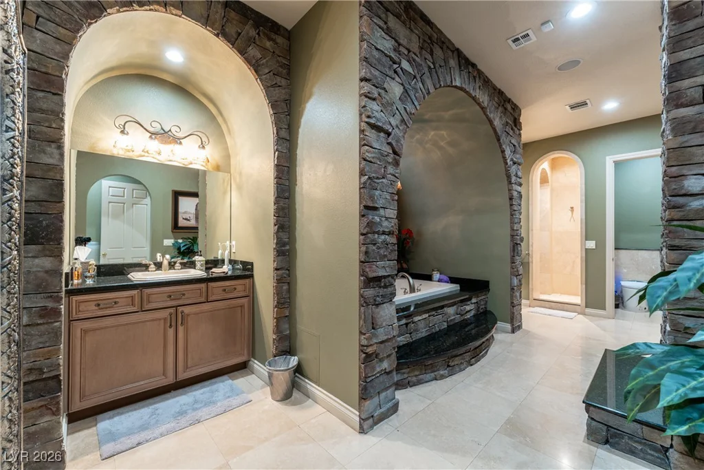 8223 Windrush, Las Vegas, NV 89117