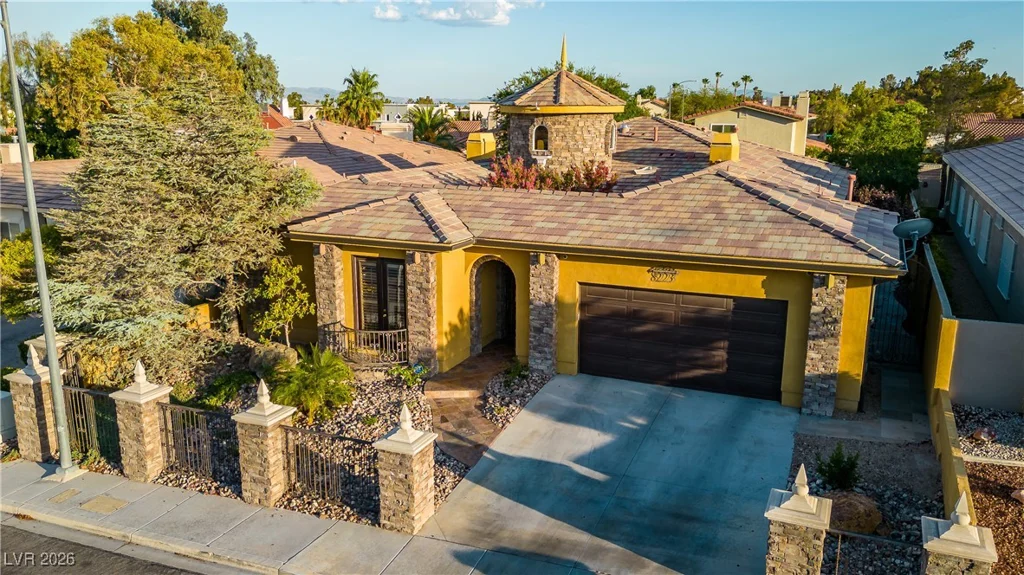 8223 Windrush, Las Vegas, NV 89117
