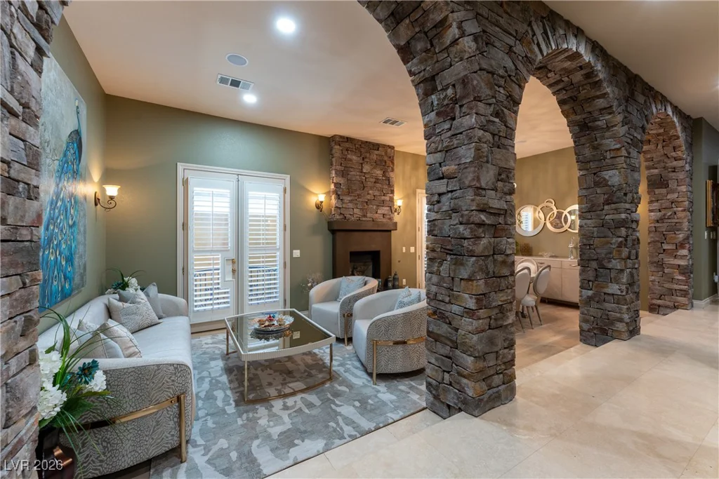 8223 Windrush, Las Vegas, NV 89117