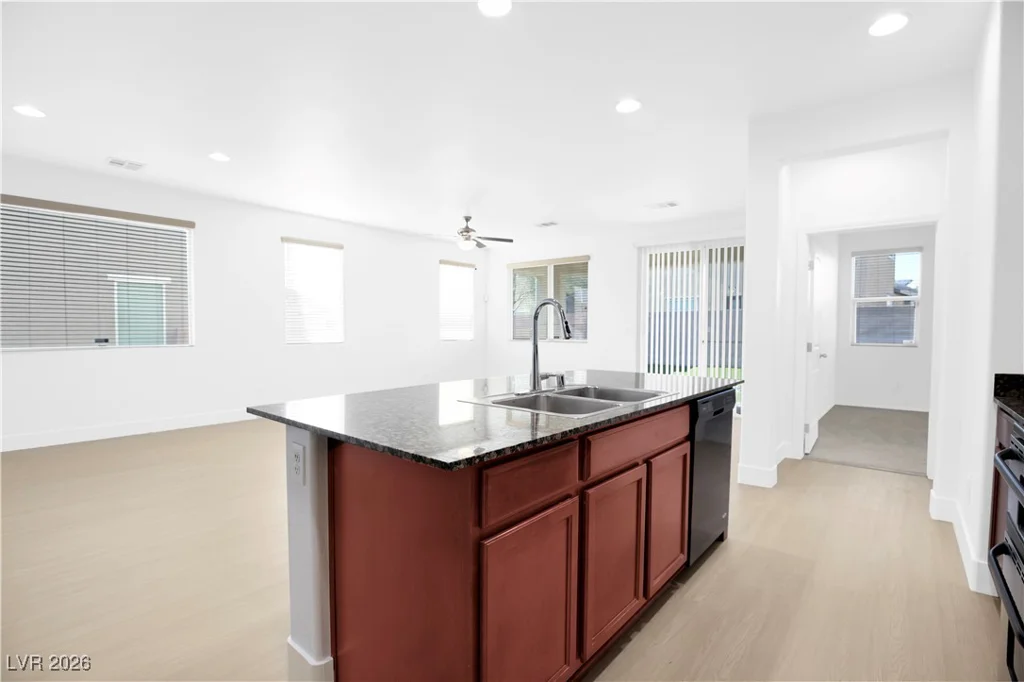 5845 Clear Haven, North Las Vegas, NV 89081