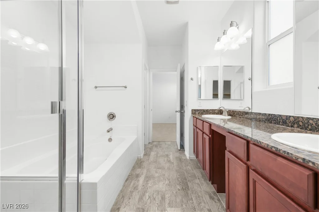 5845 Clear Haven, North Las Vegas, NV 89081