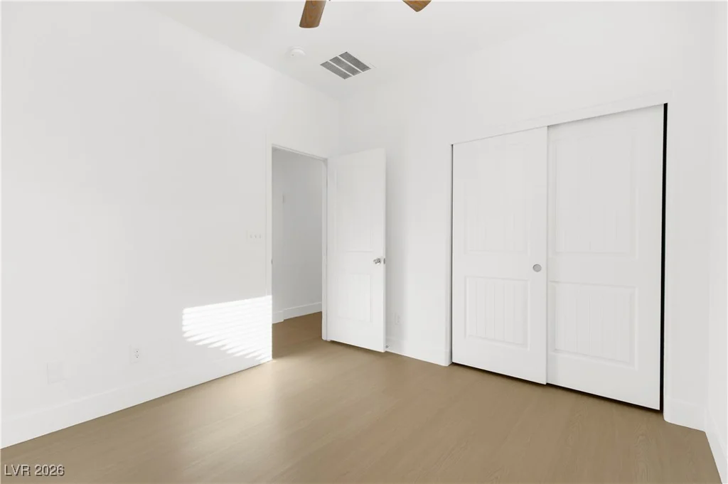 5845 Clear Haven, North Las Vegas, NV 89081