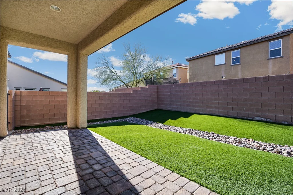 5845 Clear Haven, North Las Vegas, NV 89081