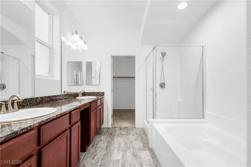 5845 Clear Haven, North Las Vegas, NV 89081