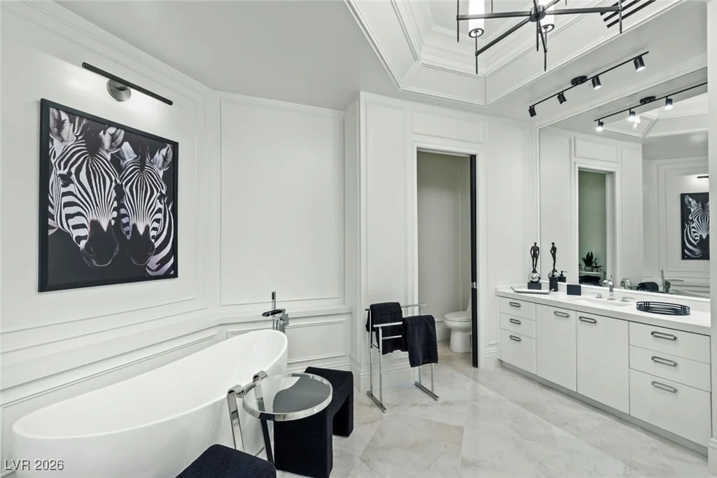 2747 Paradise, Las Vegas, NV 89109