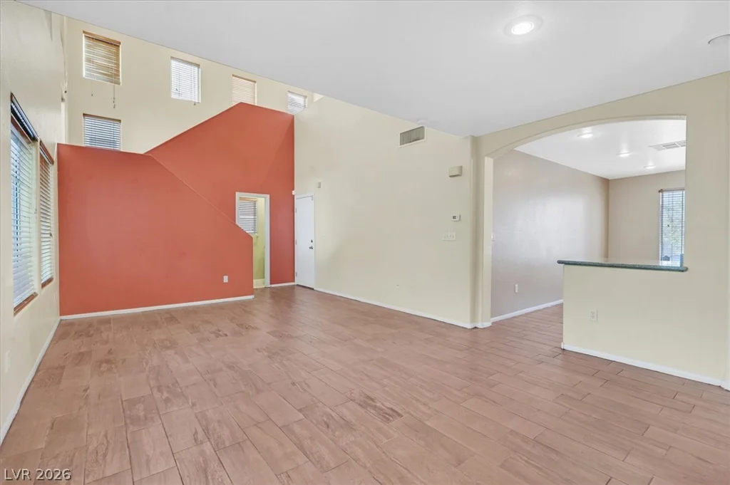 8058 Wards Ferry, Las Vegas, NV 89139
