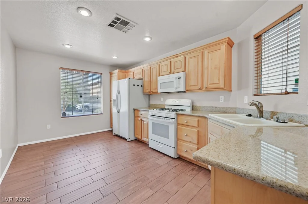 8058 Wards Ferry, Las Vegas, NV 89139