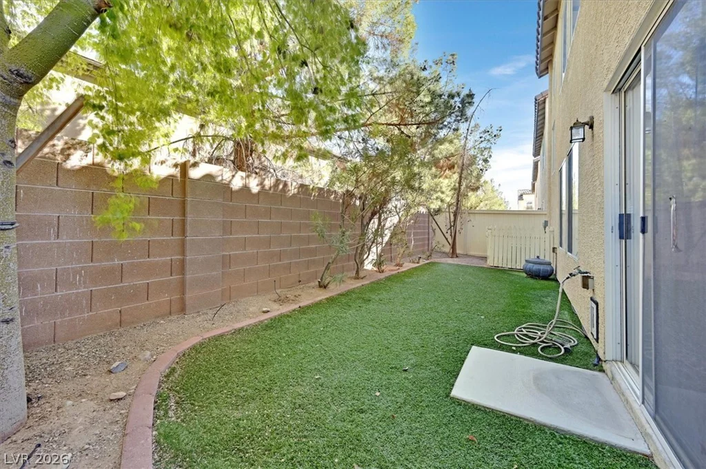 8058 Wards Ferry, Las Vegas, NV 89139