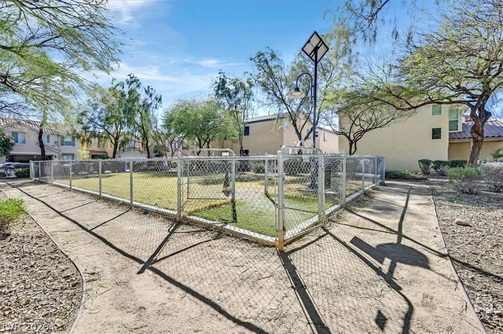 8058 Wards Ferry, Las Vegas, NV 89139