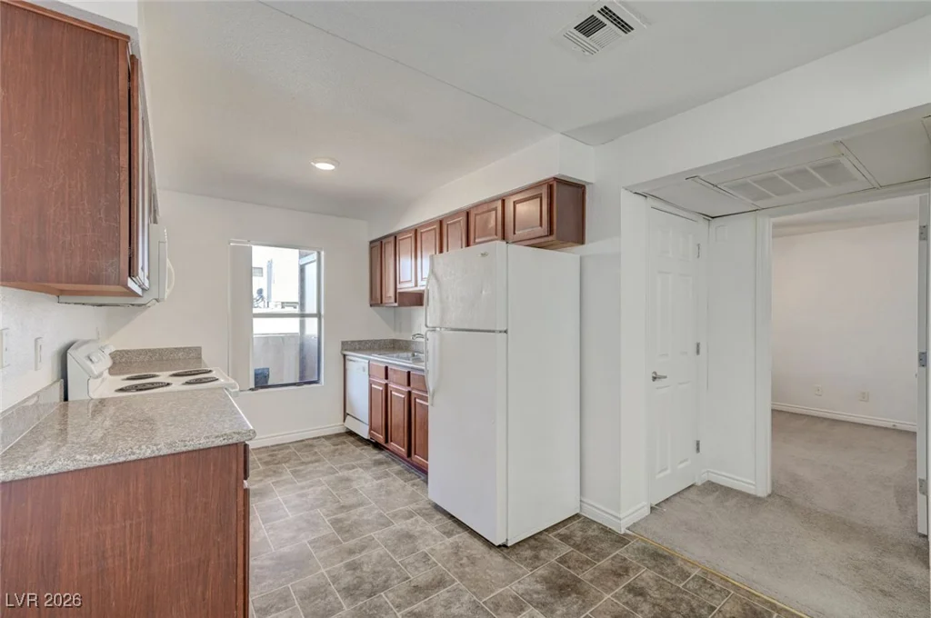 2451 Rainbow, Las Vegas, NV 89108