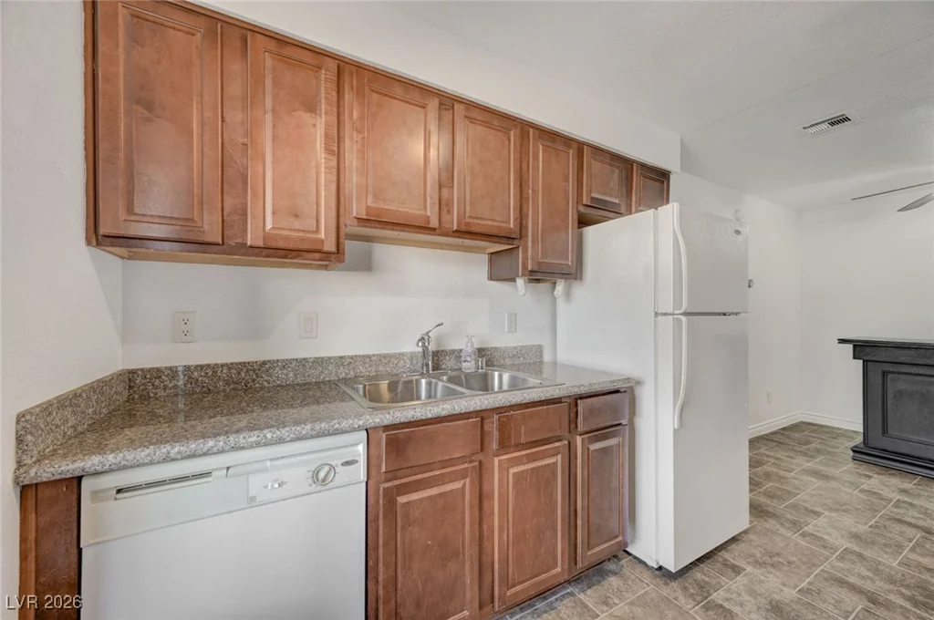2451 Rainbow, Las Vegas, NV 89108