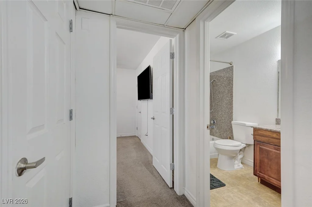 2451 Rainbow, Las Vegas, NV 89108