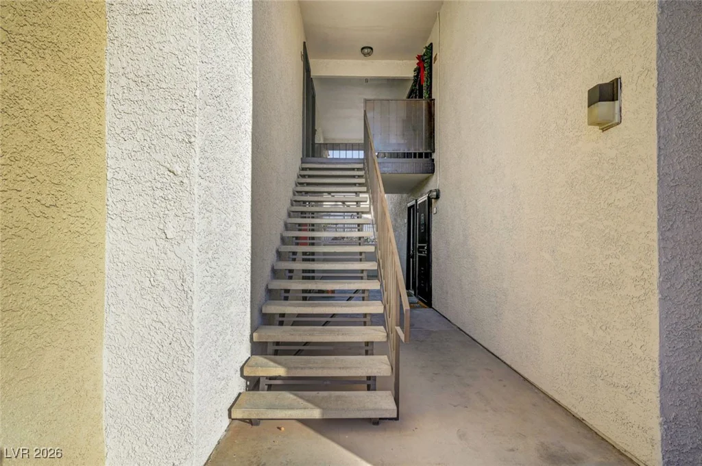 2451 Rainbow, Las Vegas, NV 89108