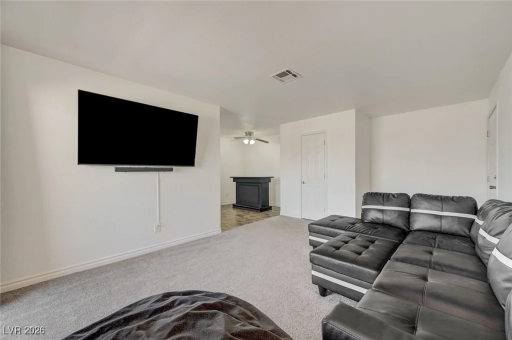 2451 Rainbow, Las Vegas, NV 89108