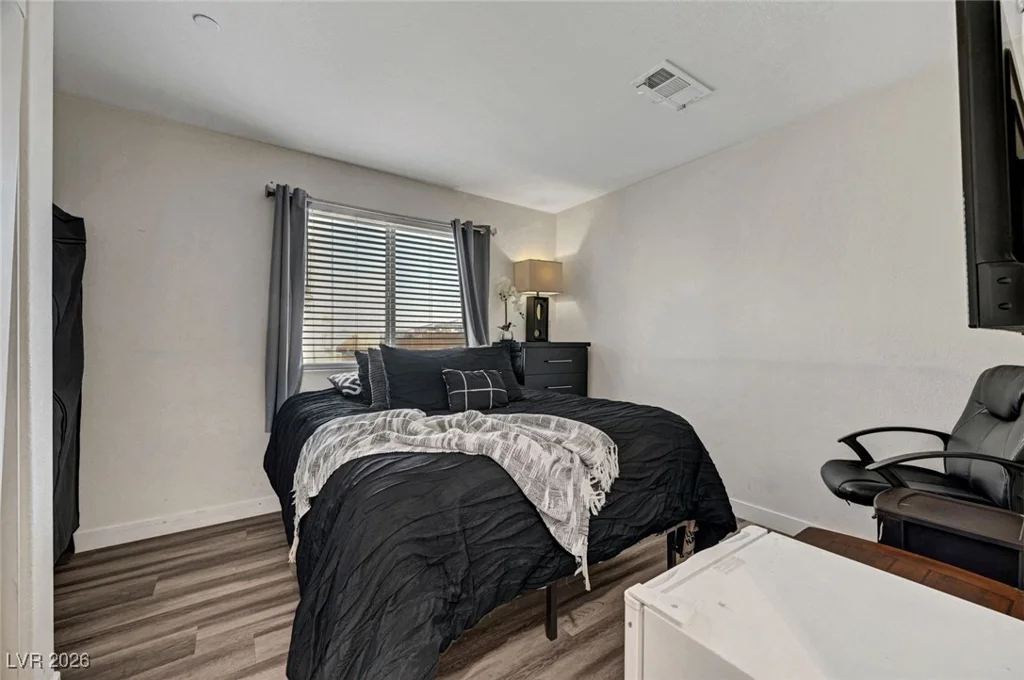 6925 Skyline Blue, North Las Vegas, NV 89086