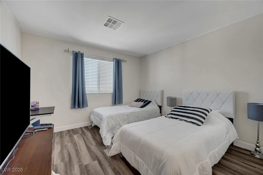 6925 Skyline Blue, North Las Vegas, NV 89086