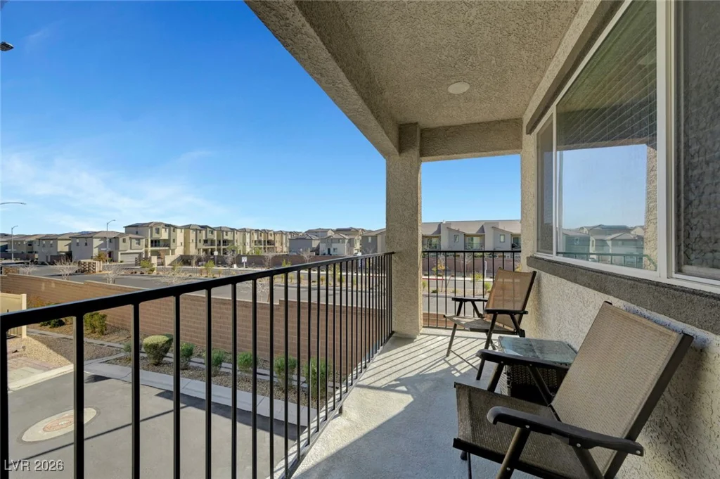6925 Skyline Blue, North Las Vegas, NV 89086