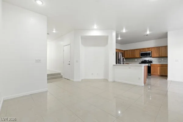 7369 Chrome Hill, Las Vegas, NV 89139
