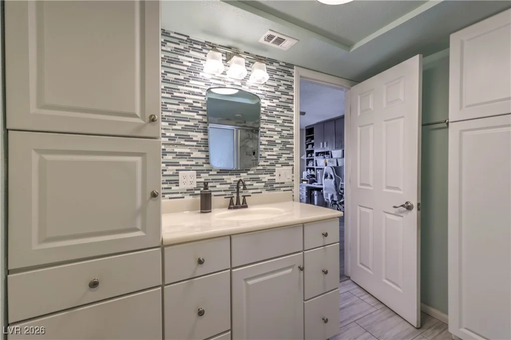 3795 Heritage, Las Vegas, NV 89121