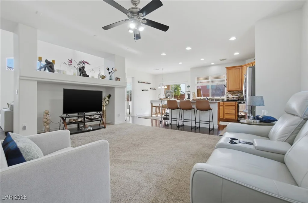 7425 Glorious Sun, Las Vegas, NV 89178