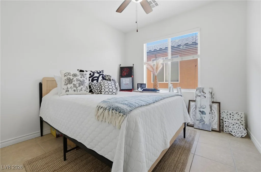 7425 Glorious Sun, Las Vegas, NV 89178