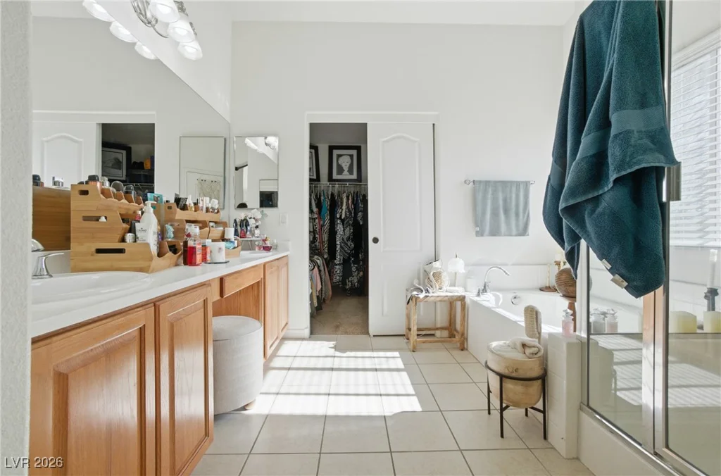 7425 Glorious Sun, Las Vegas, NV 89178