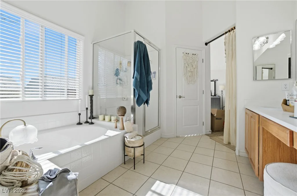 7425 Glorious Sun, Las Vegas, NV 89178